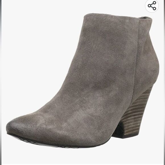 Kenneth Cole REACTION Women's Cheese Please Bootie - Picture 1 of 9